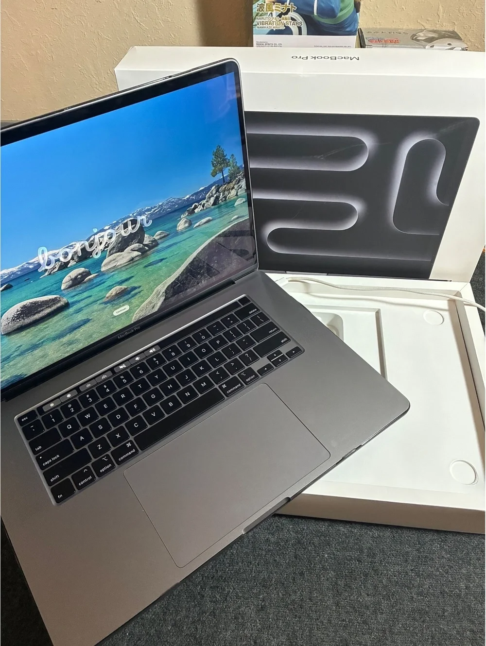 Apple Macbook pro 16”MacOS 2026, ram 64gb, ssd 512gb, Apple I9-core, with box, A